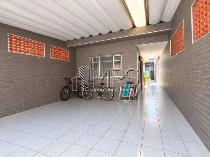 Casa Geminada Térrea à Venda no Real - 2 Quartos, 2 Vagas