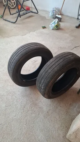 Pneus 185/65/15 Goodyear 