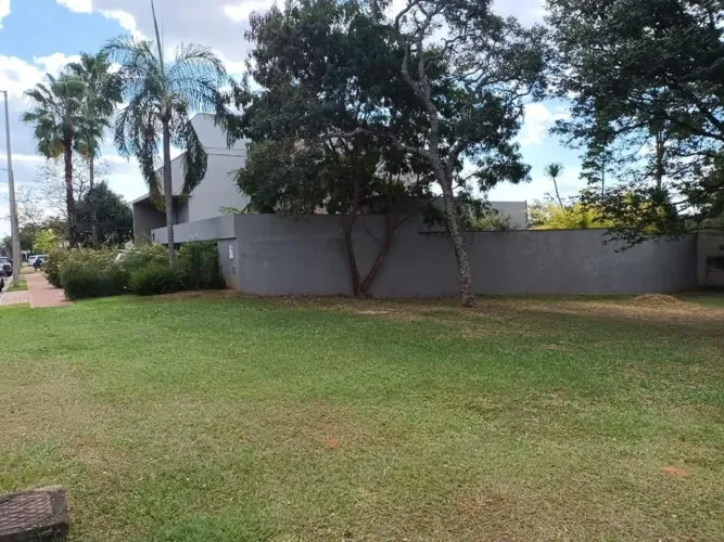Terreno à venda no Condomínio Villa do Sol em Uberlândia/MG
