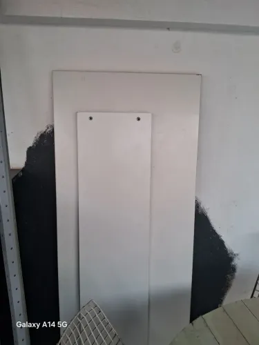 Vendo uma mesa mdf pra trabalho semi nova