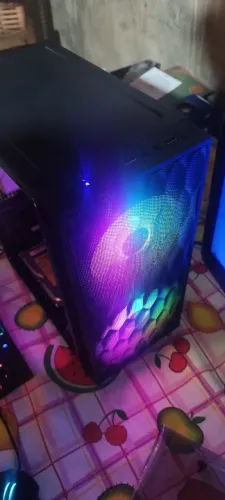 VENDO PC DESKTOP
