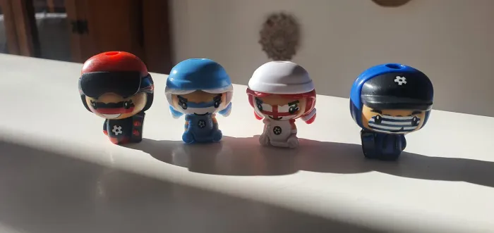 Brinquedo KINDER OVO DA VOPA 2026