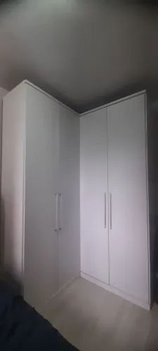Guarda roupas de canto - Casal