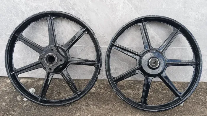Rodas de moto 99