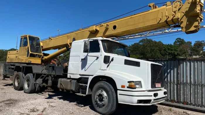 Vendo Guindaste md 30