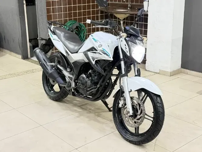 FAZER 250CC - 2016 (OPORTUNIDADE)