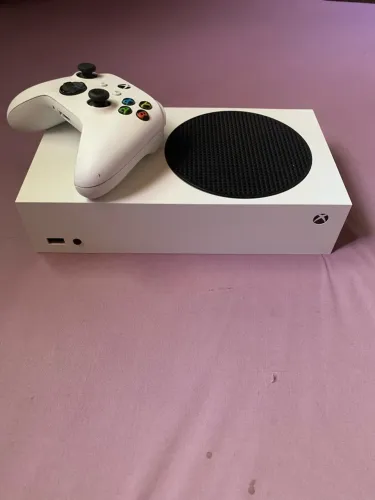 Xbox Series S 512 Gb original e em ótimo estado