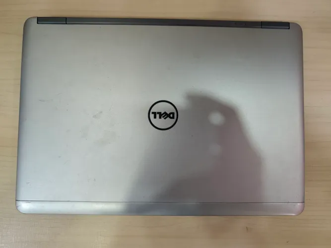 Ultrabook Dell Latitude E7440 i7 14 sem tela,teclado,bateria com defeito 