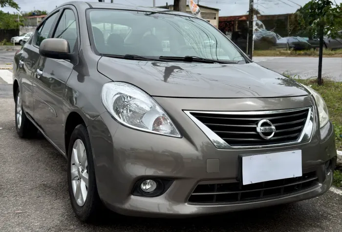 Nissan Versa SL 1.6 16V Flex Fuel 4P Mec. 2016