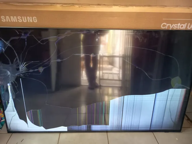 SAMSUNG 55d7u7700G 55 polegadas Tela quebrada