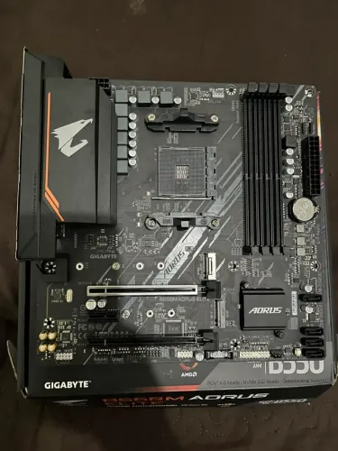 Placa mae B550M Aorus Elite AM4 DDR4