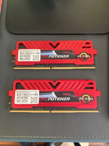 Memória Ram Geil Evo Potenza Red 8gb Ddr4 2400mhz 16gb (2x8gb)