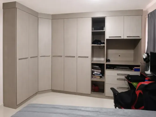 Guarda roupa seminovo
