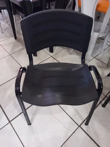 Cadeira injetada