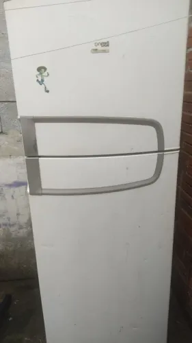 Vende-se Geladeira Consul 441L - modelo CRM54BBANA.40