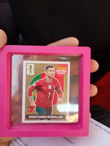 Vendo a figurinha legend do cristiano Ronaldo ouro da copa de 2026 por apenas R$450,00