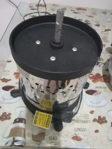 Espremedor de laranja industrial 