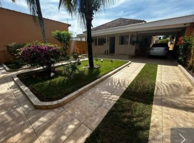 CASA À VENDA EM ITANHAÉM SUARÃO PISCINA ÁREA GOURMET COMPLETA