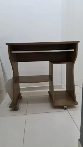 Escrivaninha seminova
