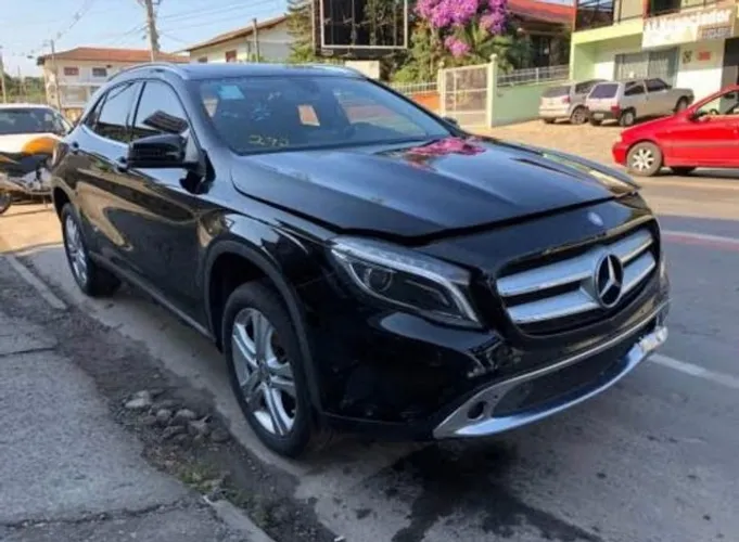 Sucata Mercedez GLA class