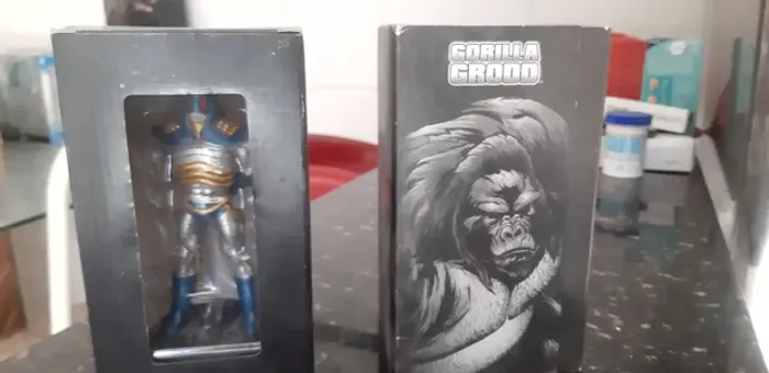 Vendo Miniaturas Especiais EAGLEMOSS da MARVEL e DC