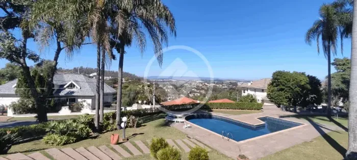 Casa a venda em terreno de 1952 m2 com 4 suites em condominio fechado em Vinhedo codigo: 4