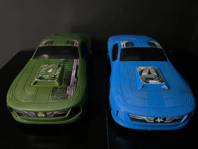 Carro Hulk // Carro Capitão América