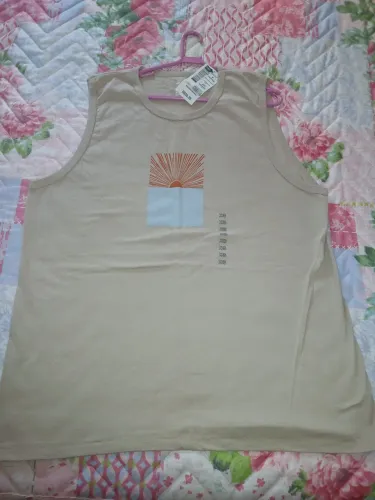 Regata Hering, medidas 61 cm largura, 77 cm comprimento 100% algodão