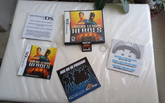 Justice League Heroes Nintendo Ds Completo + Poster Impecável
