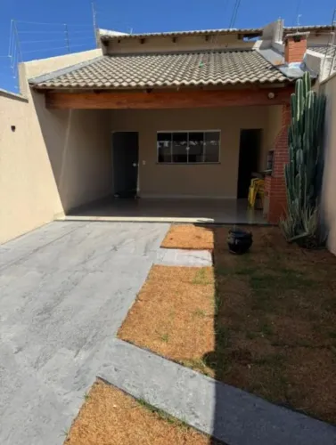Vende-se Casa no Bairro Alvorada I - Próximo à Padaria Master Pan  