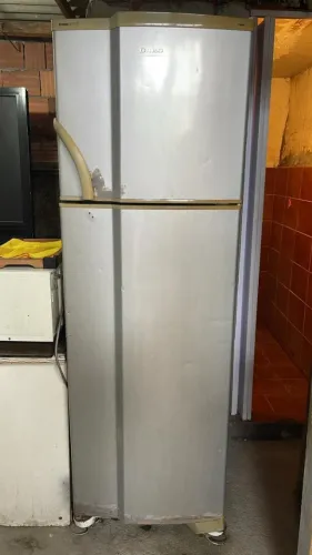Geladeira Dako Top Gelando Muito