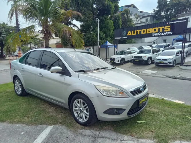 Ford Focus 2.0 automático 
