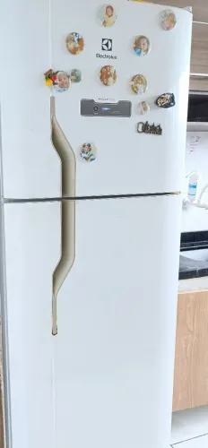 Geladeira Eletrolux 371 litros