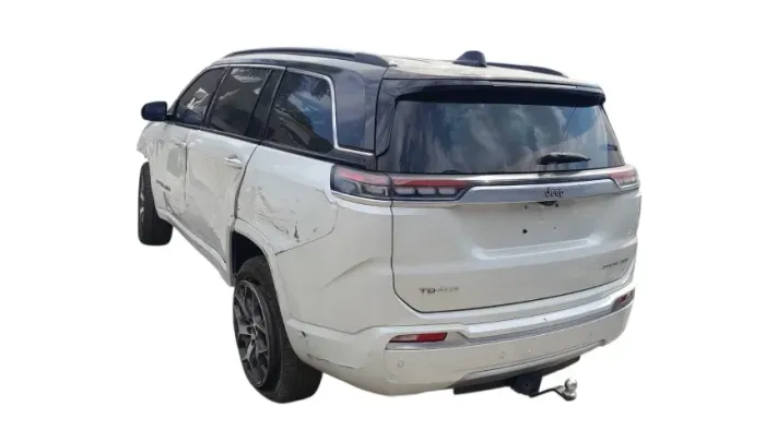 Jeep Commander  2.0 Overland 4x4 Aut 2025 sucata somente para retirada de peças