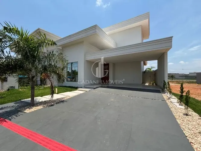 CASA ALTO PADRÃO NO CONDOMINIO ALAMEDA DAS CORES SINOP-MT