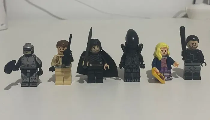 Kit Bonecos de Filmes e Séries Compatíveis com Lego
