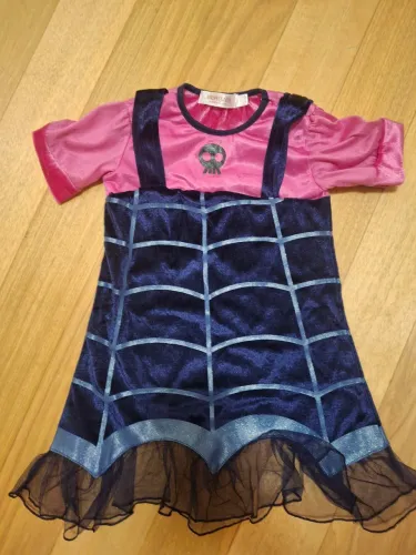 Vestido de Fantasia Vampirina