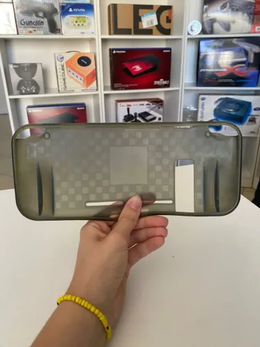 Vendo Capa Protetora Cinza para Nintendo Switch V1 e V2 Semi novo