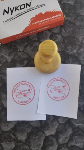 CARIMBOS DE MADEIRA PERSONALIZADOS