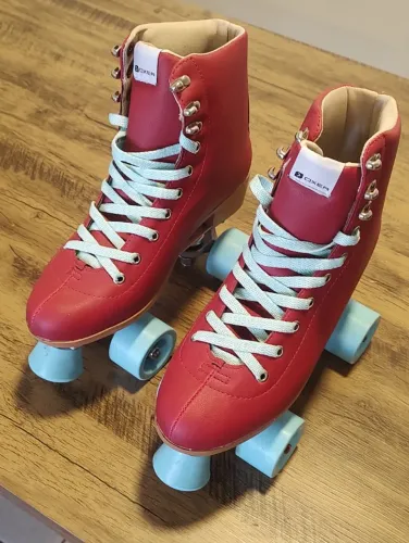 PATINS OXER RETRO QUAD NOVO TAMANHO 37