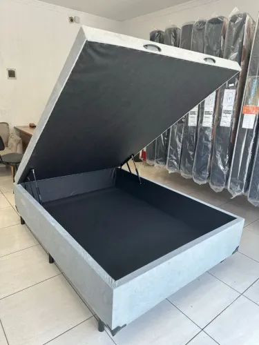 Base Box Baú com Amplo Espaço Interno