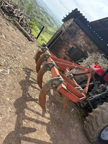 Arado subsolador 7 hastes 2,30 metros