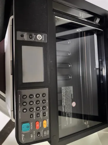 Impressora multifuncional Kyocera M2640idw/L
