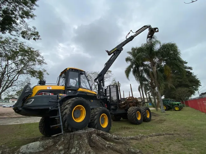Forwarder Ponsse Elephant 8X8 18Ton SEMINOVO REVISADO