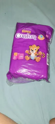 Fraldas infantil descartáveis