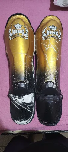 Caneleira Muay Thai Top King