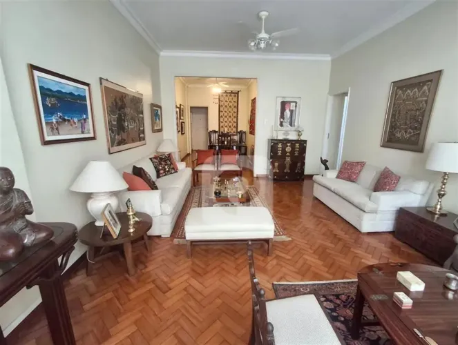 Apartamento de 3 quartos - 132m² - Leblon!