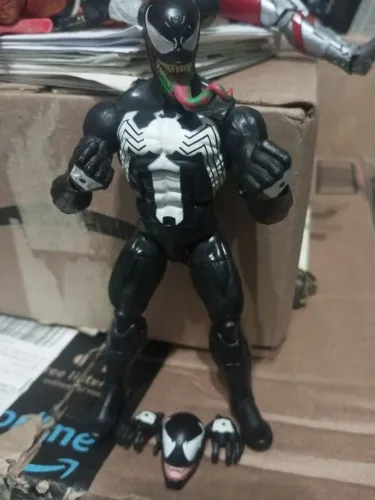 Boneco Venom Marvel Legends
