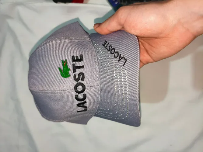 Boné lacoste