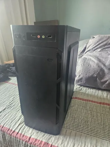 COMPUTADOR Processador I5-3470 de 3,20 ghz / 4gb ram / SSD 234 gb (só o gabinete montado)